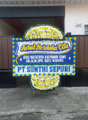Papan Bunga Duka di Langkahan